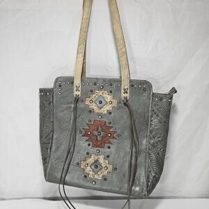 Navajo Soul Zip-Top Tote American West Tooled Leather Bag